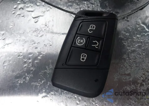 2024 Volkswagen Tiguan 2.0T Sel R-Line z USA, uszkodzony, nr VIN 3VV4B7AX3RM150065